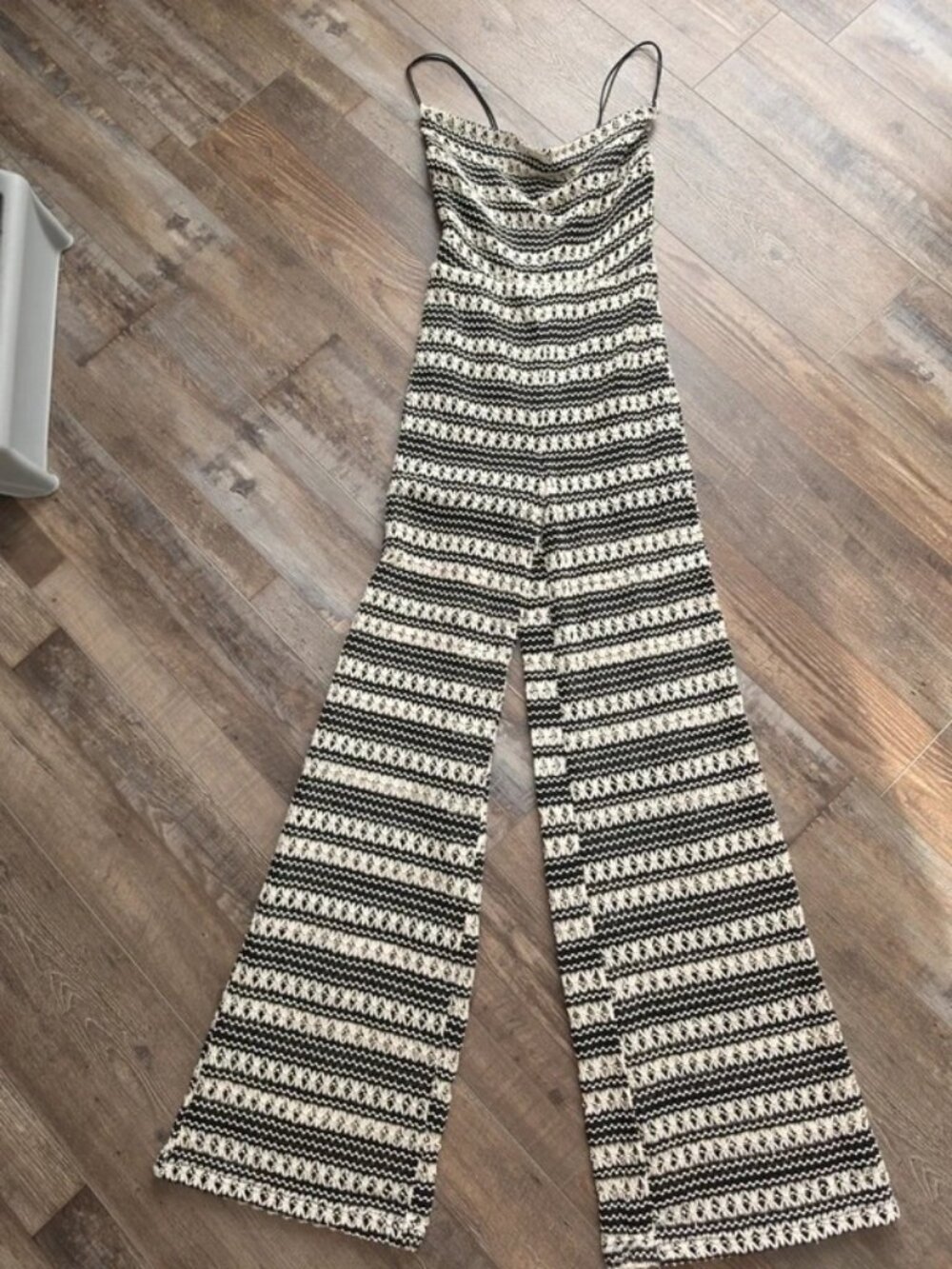 Fashion Nova black and white jumpsuit XS NWT going out brunch